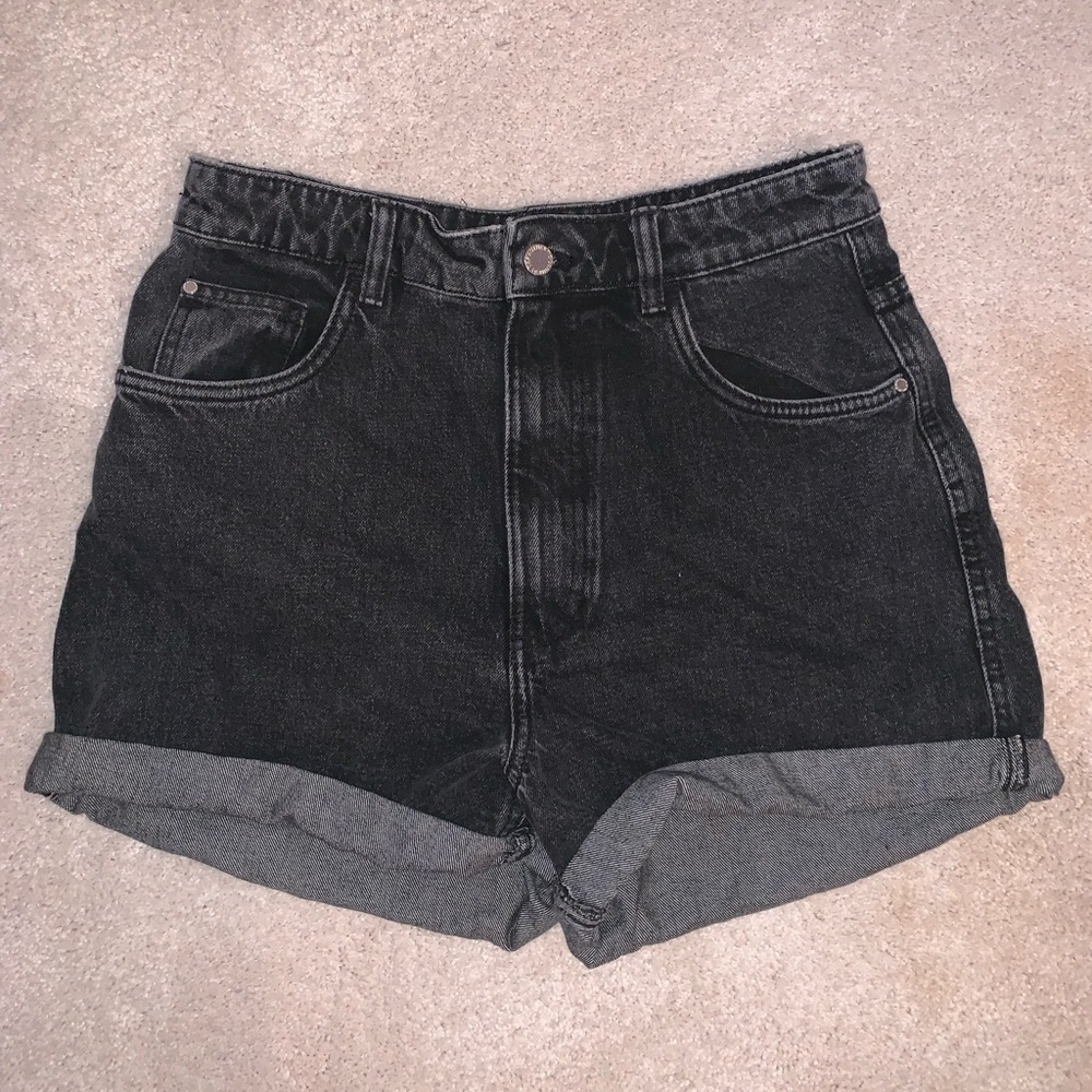 Zara baggy dark wash shorts.